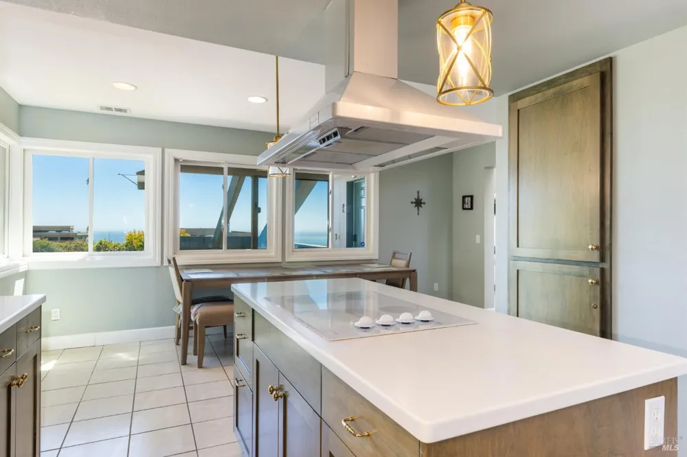 464 Loon Court Bodega Bay, CA 94923