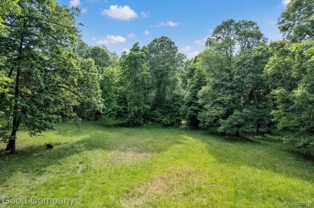 3650 Drahner Road Addison Township, MI 48370