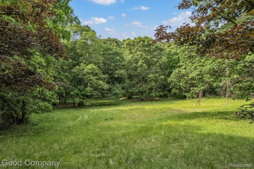 3650 Drahner Road Addison Township, MI 48370