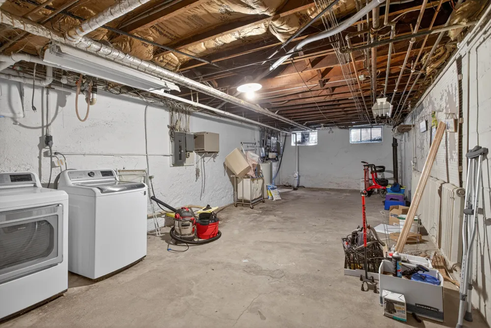 612 S Bowen Jackson City, MI 49203