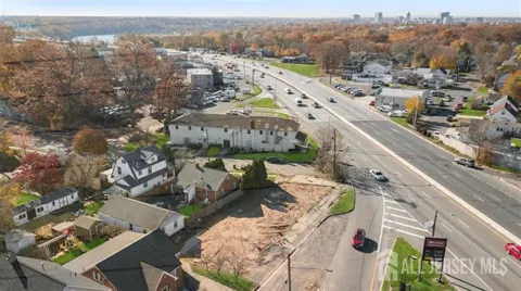 49 Player Avenue