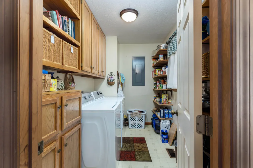 246 Howell Drive Spring City, TN 37381