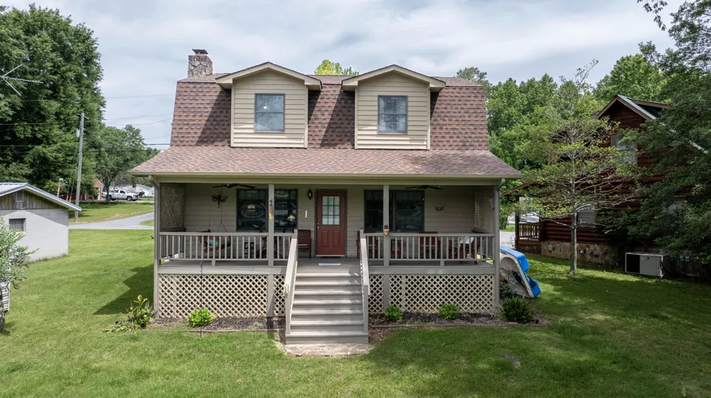 246 Howell Drive Spring City, TN 37381