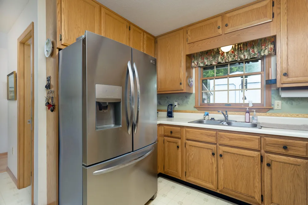 246 Howell Drive Spring City, TN 37381