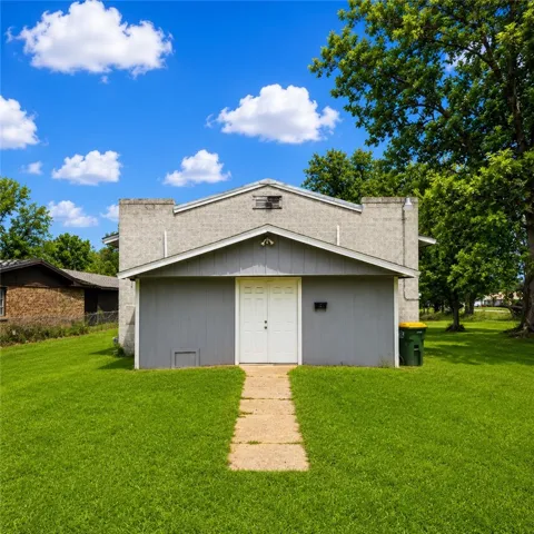 507 N Navasota