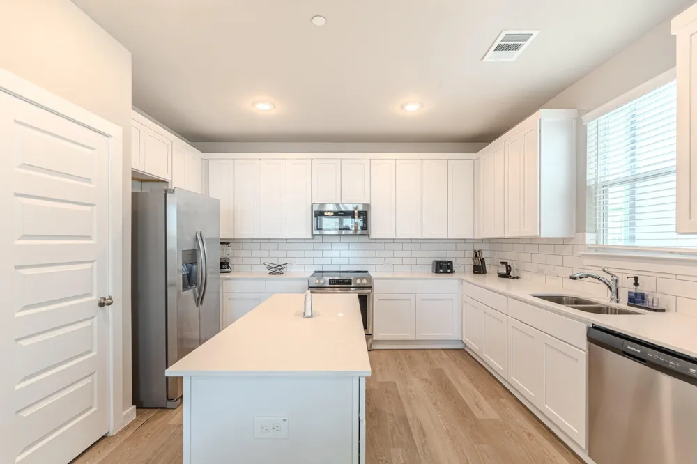 494 S Centro Circle #A Shenandoah, TX 77385
