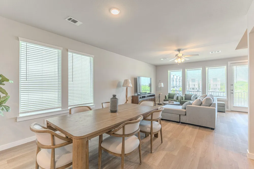 494 S Centro Circle #A Shenandoah, TX 77385