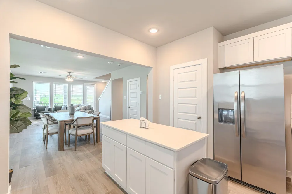 494 S Centro Circle #A Shenandoah, TX 77385