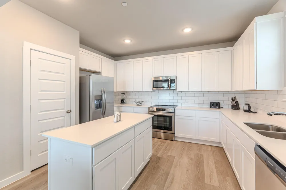 494 S Centro Circle #A Shenandoah, TX 77385