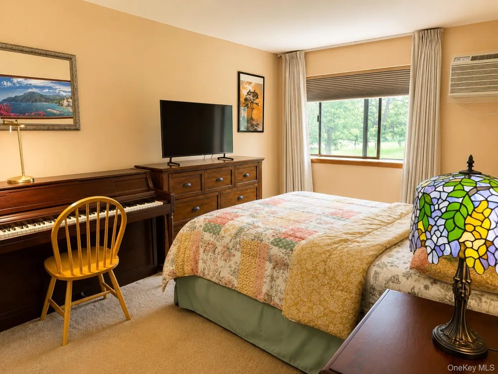 379 Richard Court Pomona, NY 10970