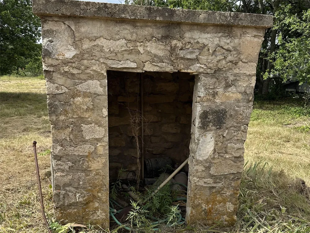 7301 Cr 321 Blanket, TX 76432