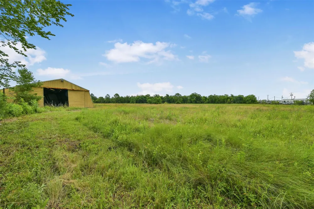 4011 Fm 2004 Road La Marque, TX 77568
