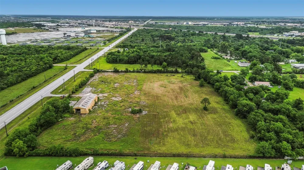 4011 Fm 2004 Road La Marque, TX 77568
