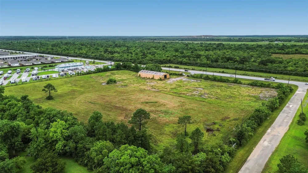 4011 Fm 2004 Road La Marque, TX 77568