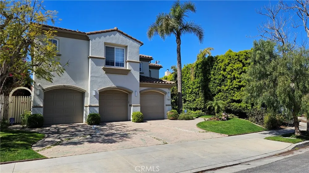 7317 Dunbarton Los Angeles, CA 90045