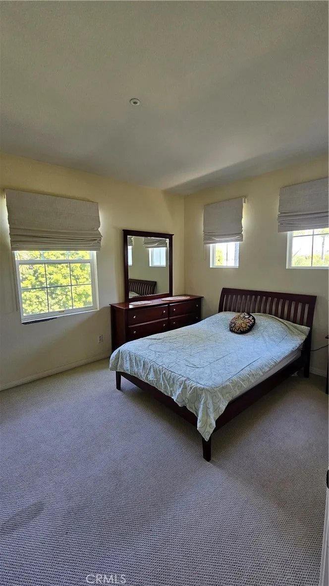 7317 Dunbarton Los Angeles, CA 90045
