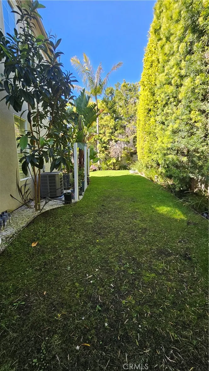 7317 Dunbarton Los Angeles, CA 90045