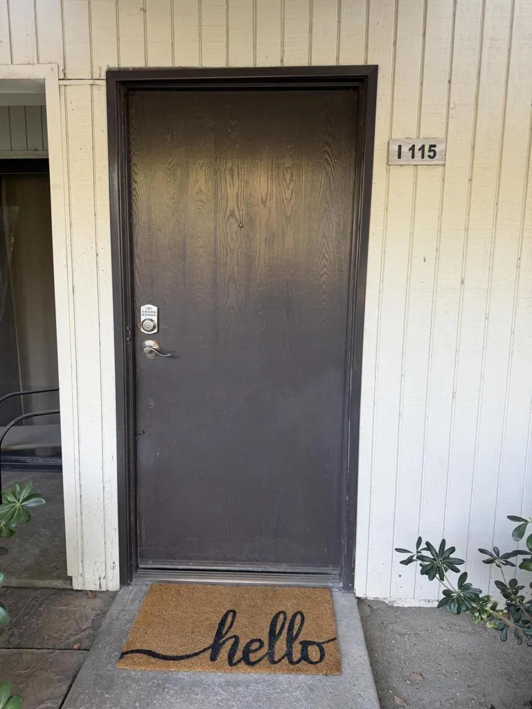 680 Ashurst Court #115 Palm Springs, CA 92262