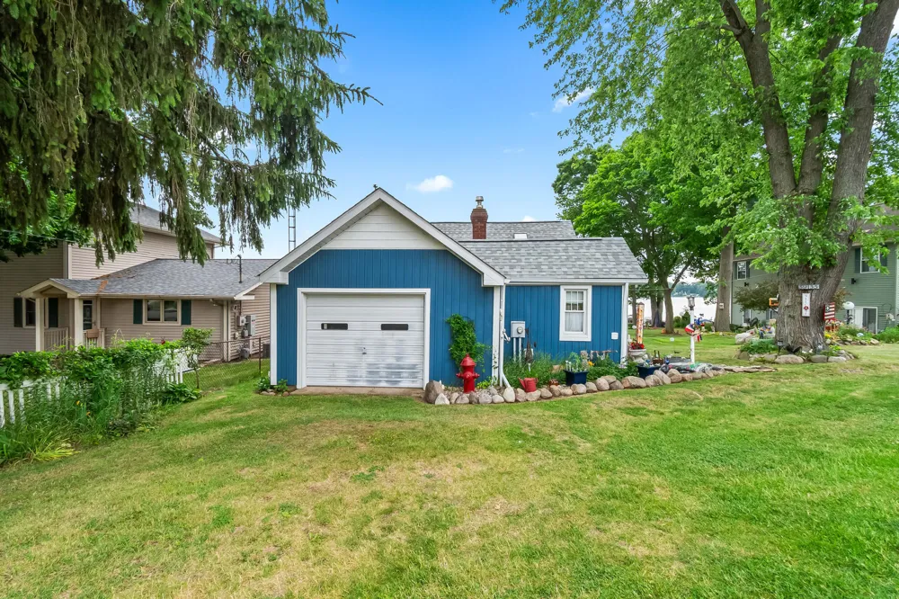 59155 Yeatter Road Colon Township, MI 49040