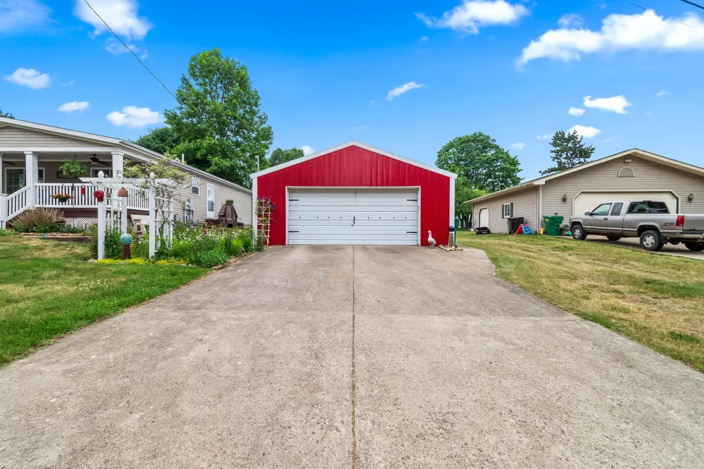 59155 Yeatter Road Colon Township, MI 49040