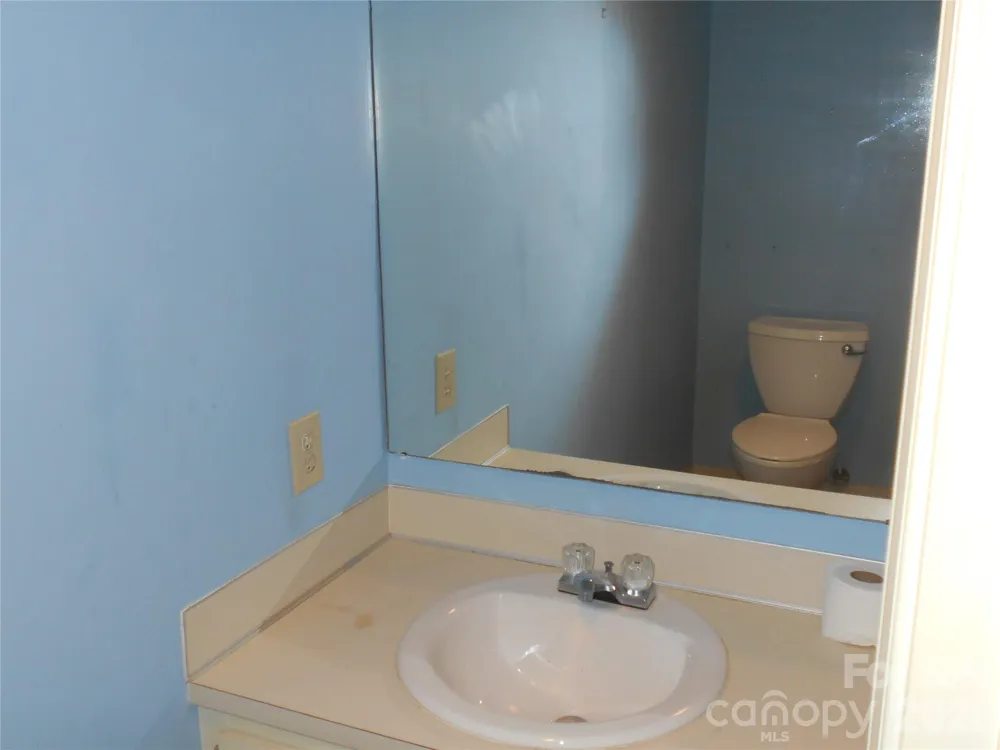 407 E Broad Street #C3 Statesville, NC 28677