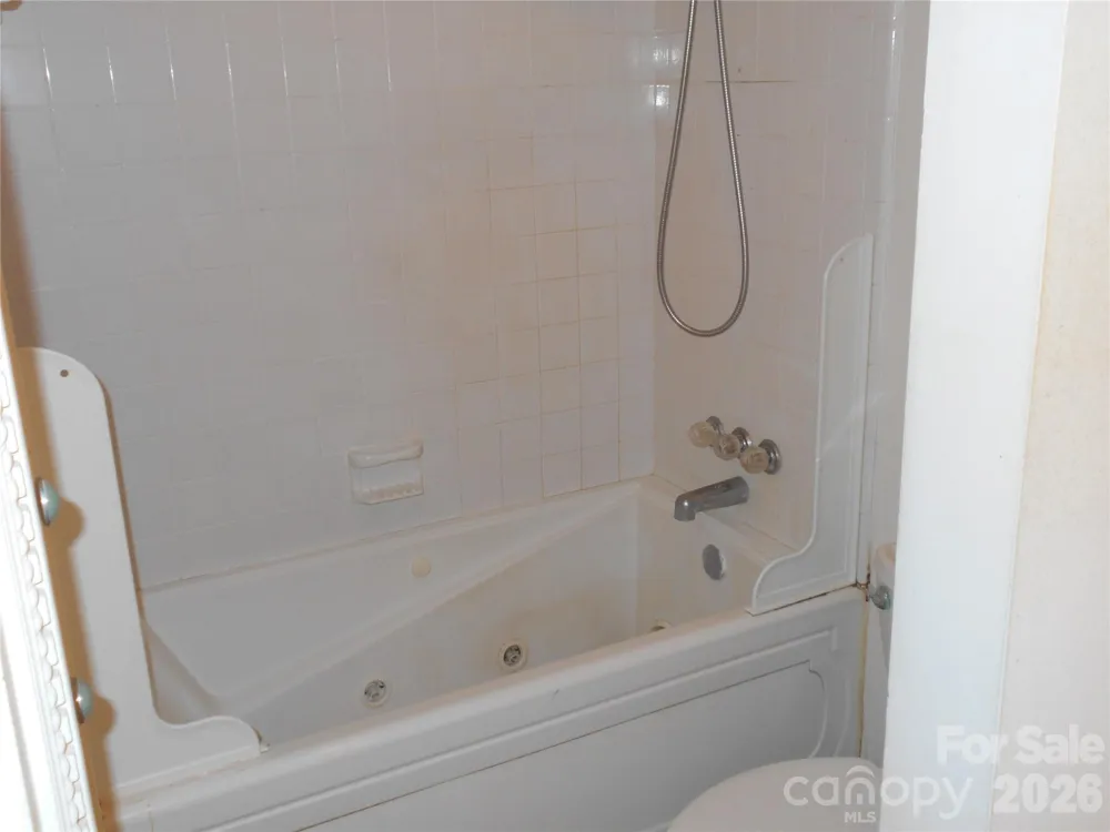 407 E Broad Street #C3 Statesville, NC 28677