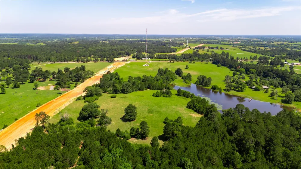 Cr 306 Navasota, TX 77868