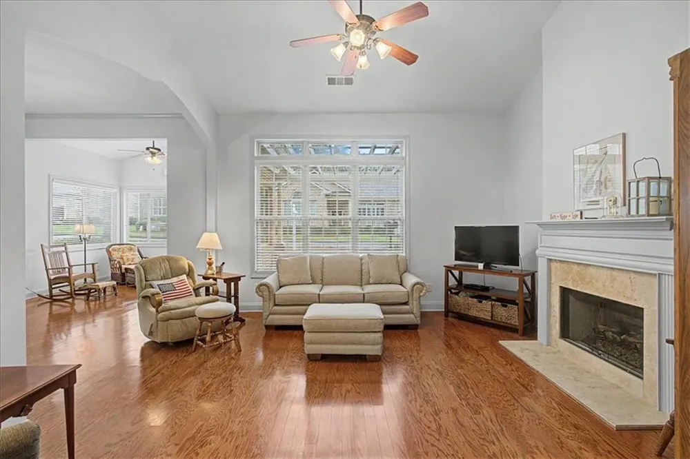 526 Mount Park Drive Powder Springs, GA 30127