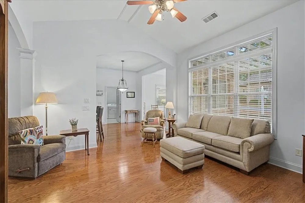 526 Mount Park Drive Powder Springs, GA 30127
