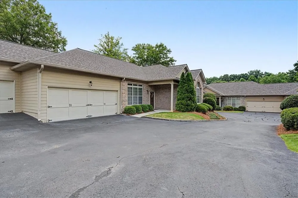 526 Mount Park Drive Powder Springs, GA 30127