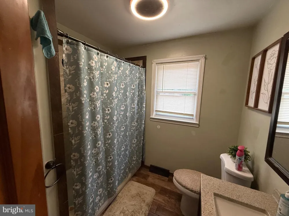 35 LONGVIEW DR Bridgeton, NJ 08302
