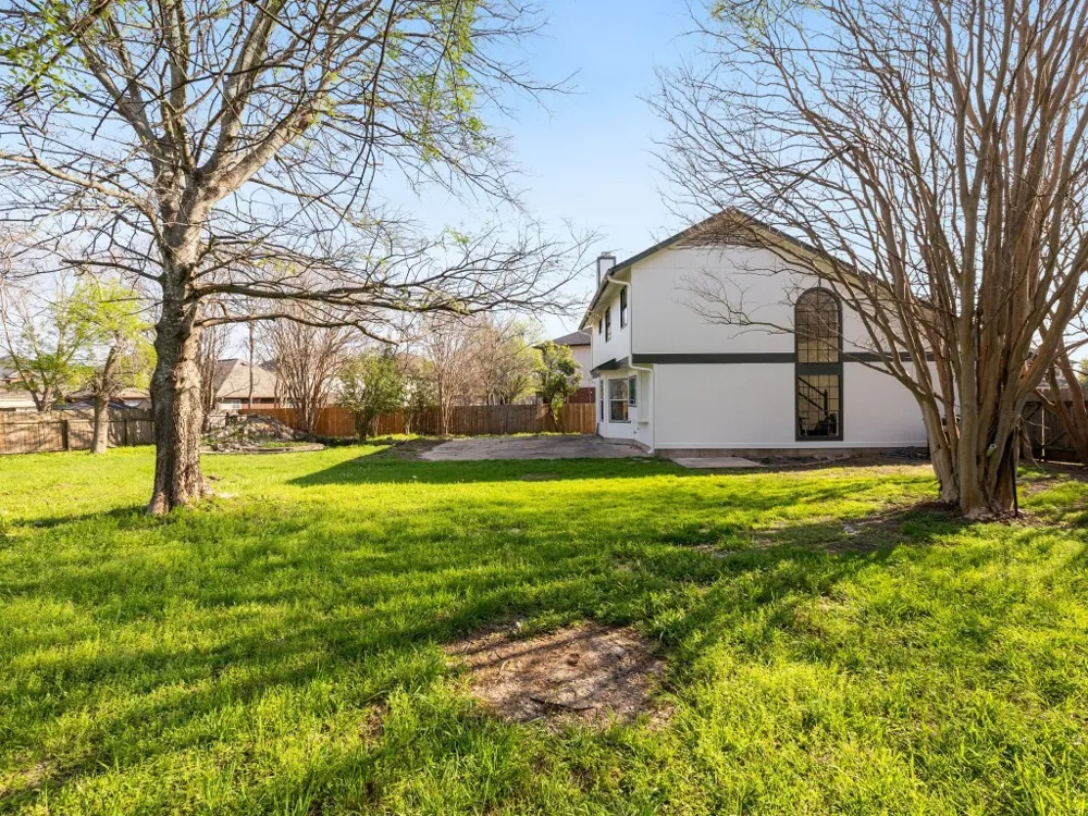1805 White Oak Cove Round Rock, TX 78681