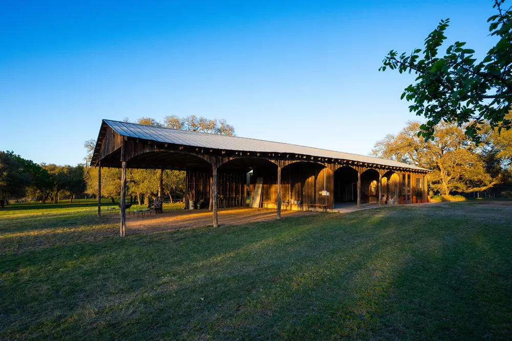 1294 Crabapple Road Blanco, TX 78606