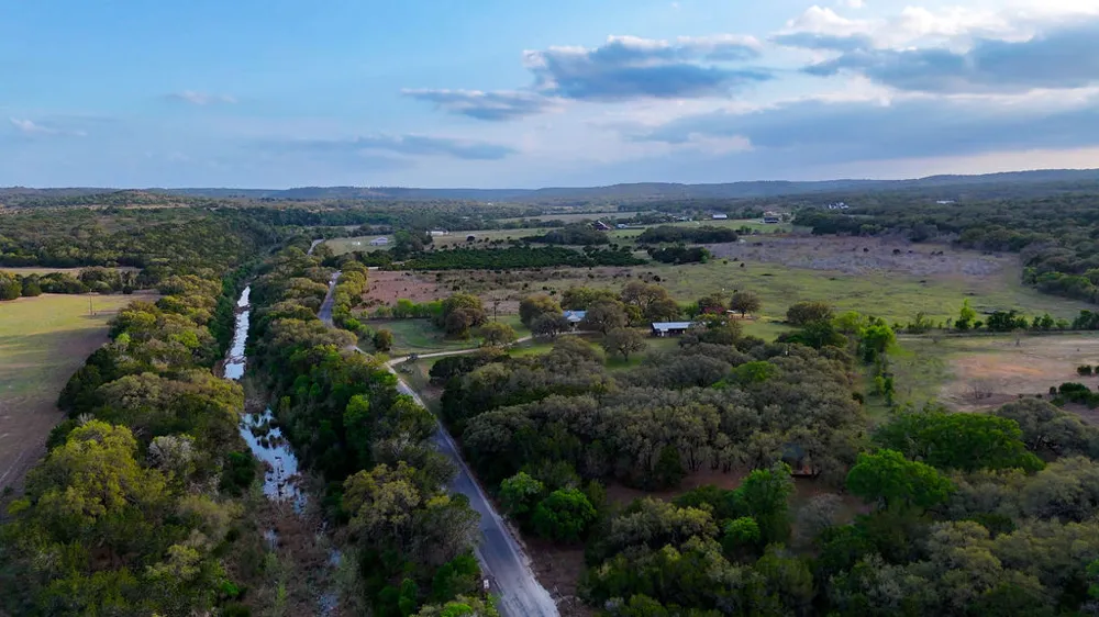 1294 Crabapple Road Blanco, TX 78606