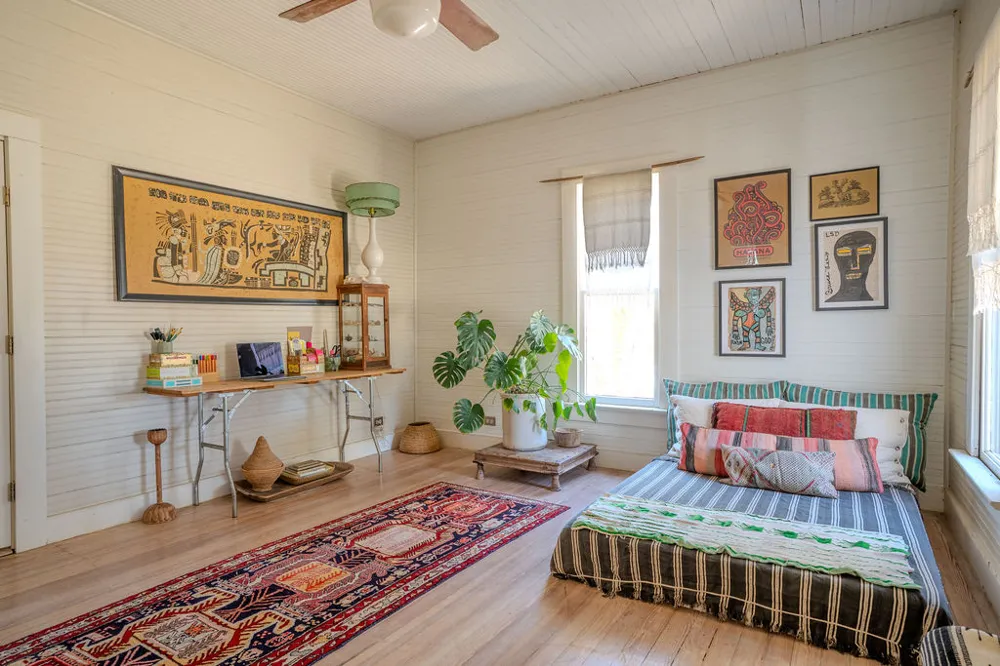 1294 Crabapple Road Blanco, TX 78606