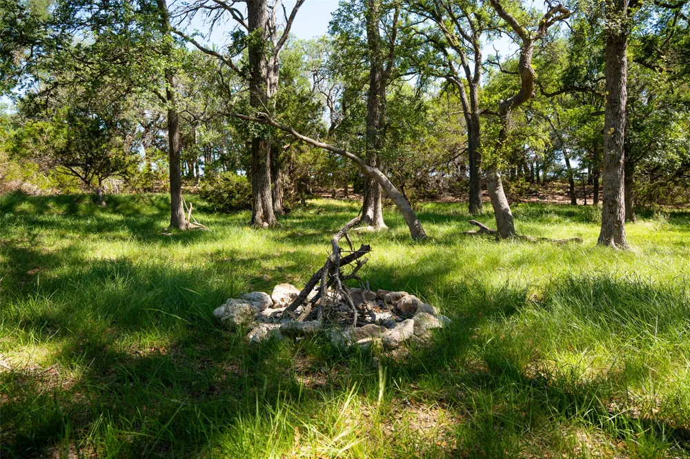 1294 Crabapple Road Blanco, TX 78606