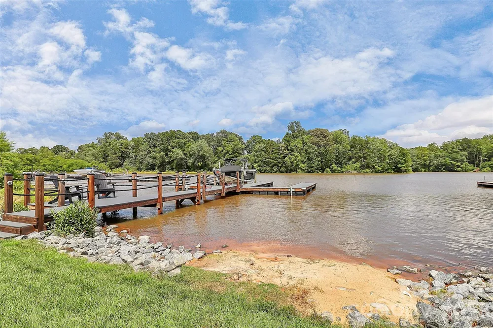 136 Preston Road Mooresville, NC 28117