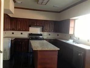 1001 Minnesota Street South Houston, TX 77587