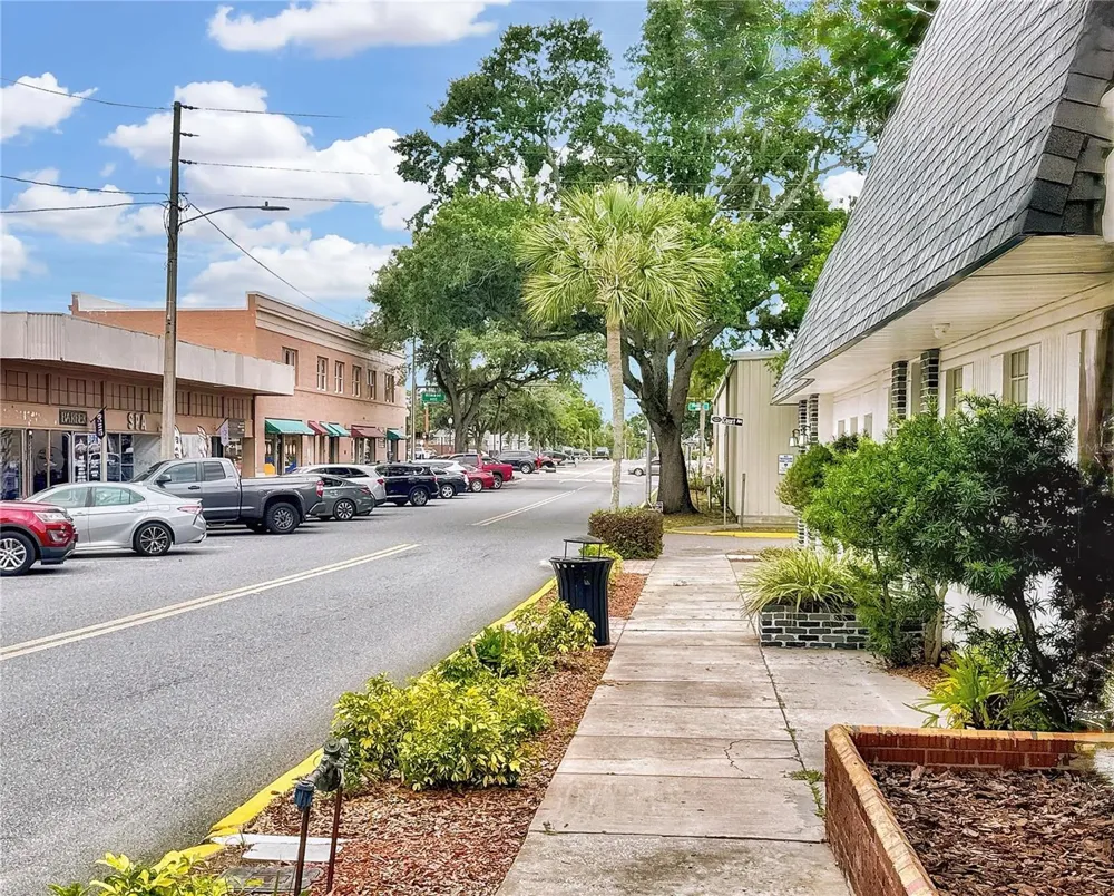 35 6TH STREET #1 Haines City, FL 33844