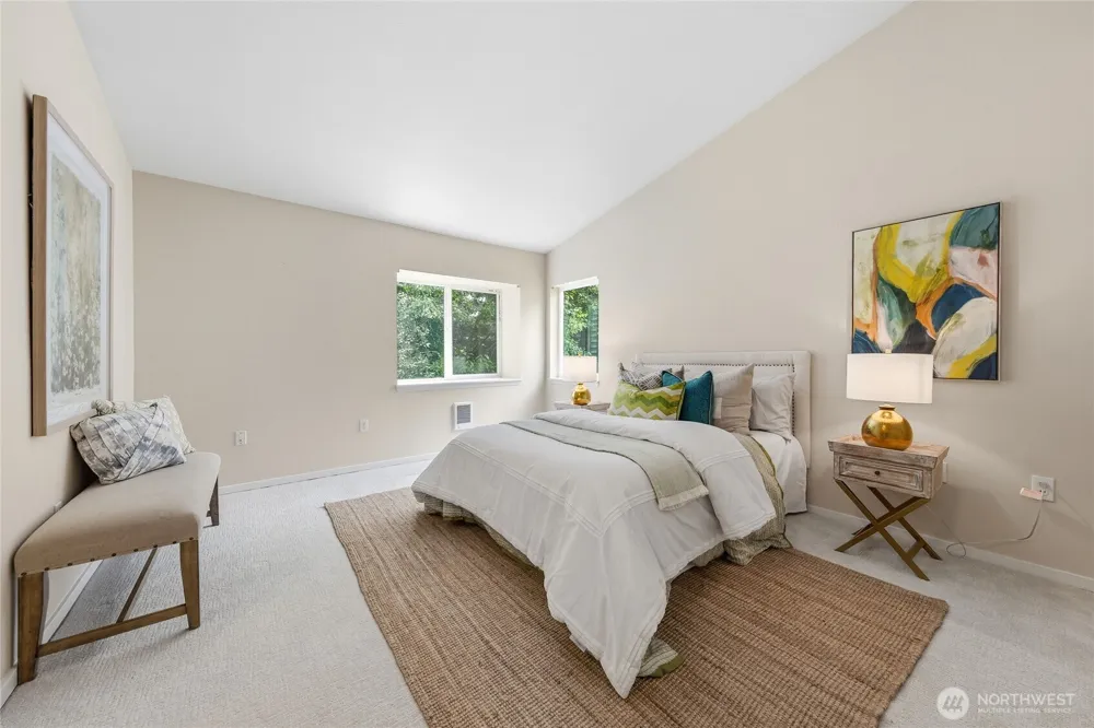 12541 NE 7th Place Bellevue, WA 98005