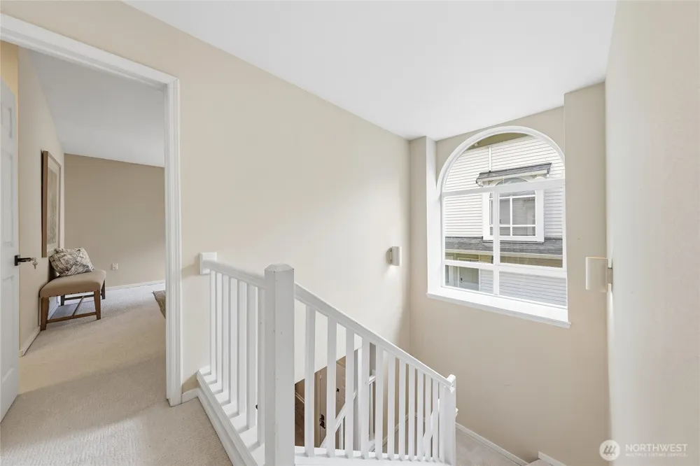 12541 NE 7th Place Bellevue, WA 98005