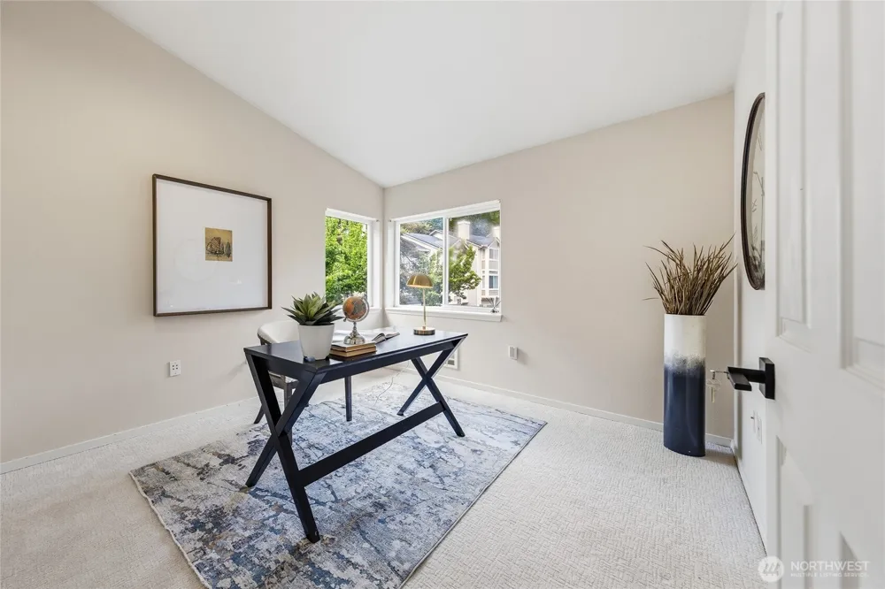 12541 NE 7th Place Bellevue, WA 98005