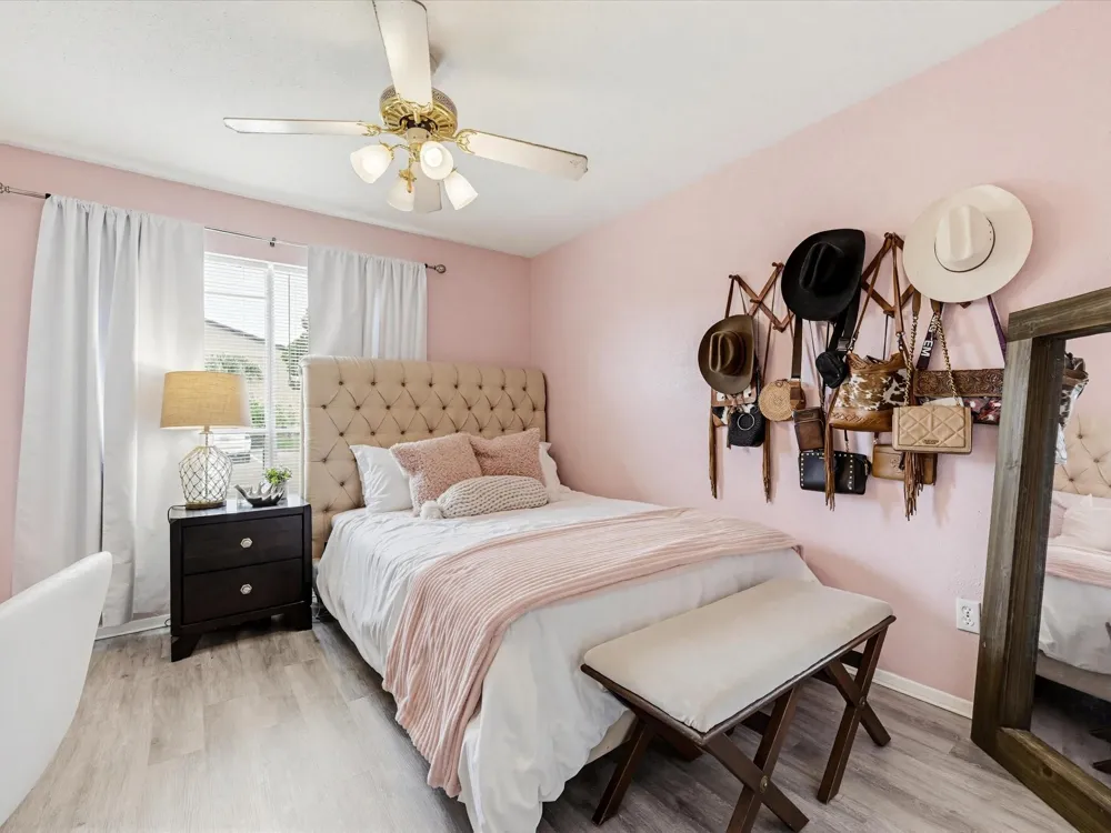 18800 Egret Bay Boulevard #1605 Webster, TX 77058