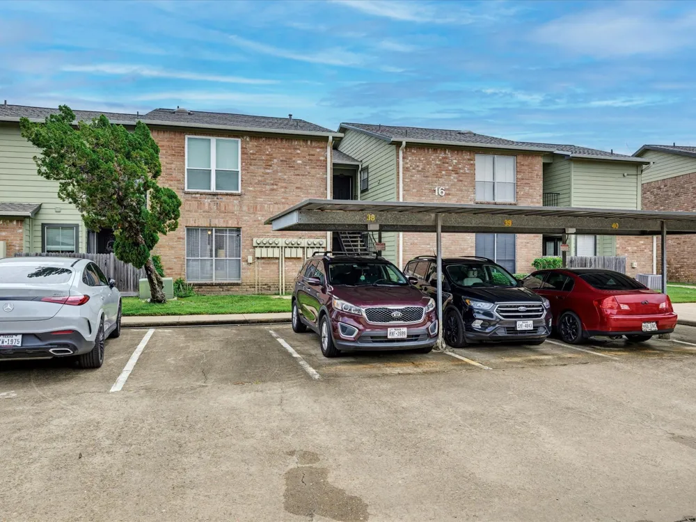 18800 Egret Bay Boulevard #1605 Webster, TX 77058