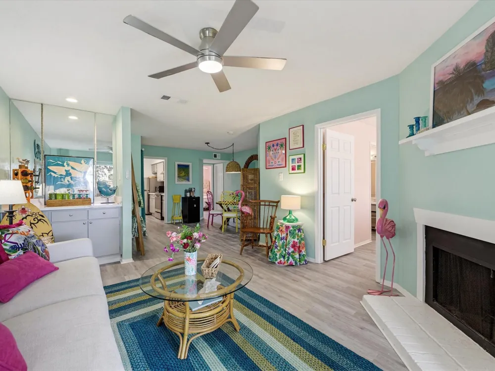 18800 Egret Bay Boulevard #1605 Webster, TX 77058