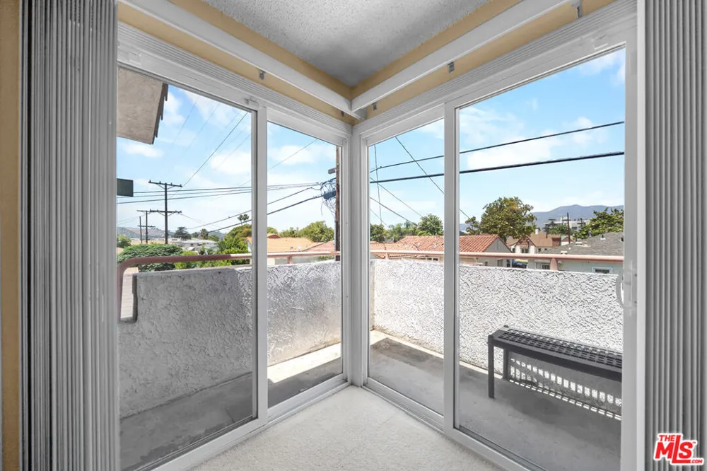 527 W Harvard Street #4 Glendale, CA 91204