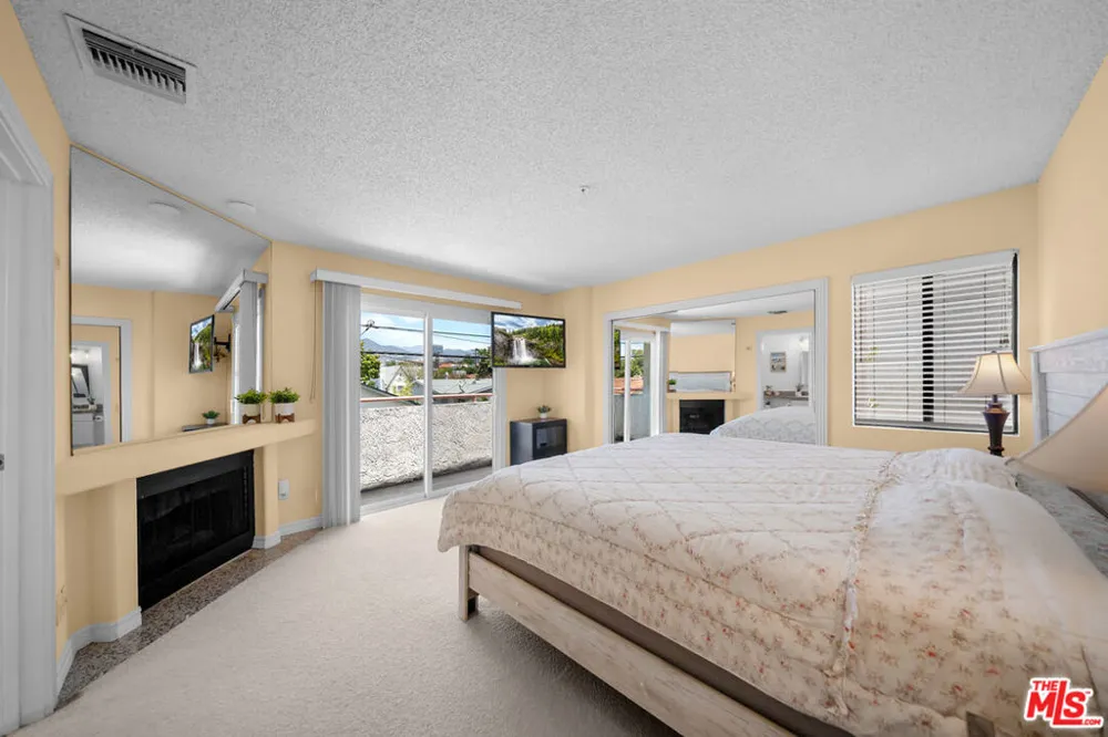 527 W Harvard Street #4 Glendale, CA 91204