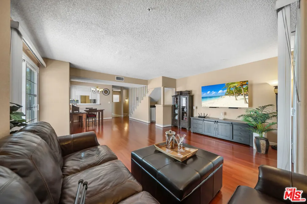 527 W Harvard Street #4 Glendale, CA 91204