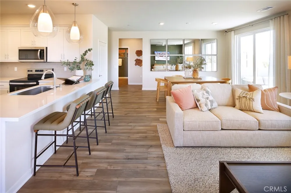 36137 Domingo Avenue #2002 Murrieta, CA 92563