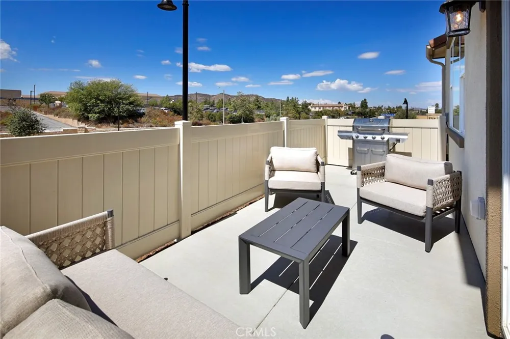 36137 Domingo Avenue #2002 Murrieta, CA 92563